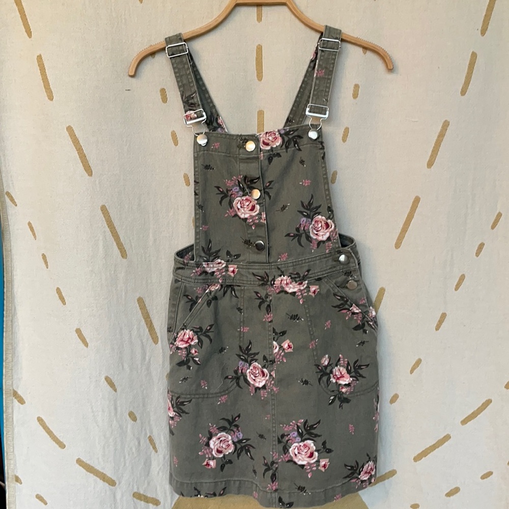 H&M olive green and rose pink overall skirt size 8